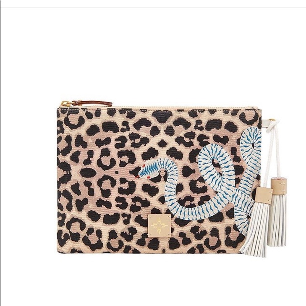 NWT India Hicks Fortune Pouch